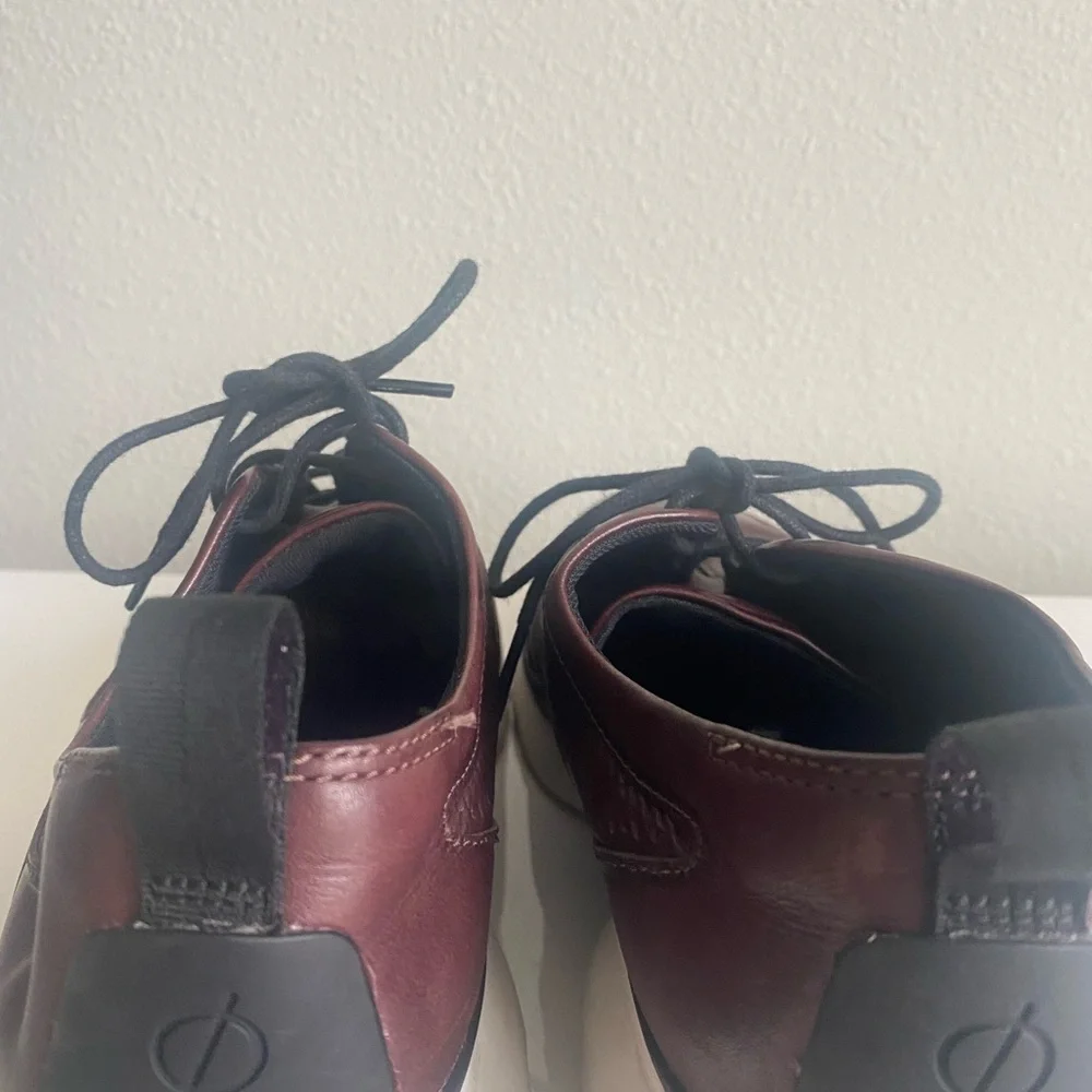 Cole Haan Oxford Sneakers Size 11 - Picture 4 of 8